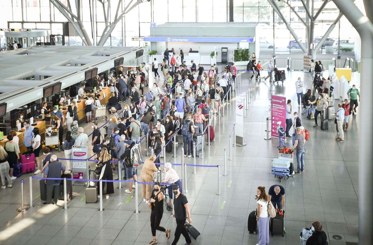 Am Stuttgarter Flughafen ist seit dem Ende des Lockdowns wieder rege Betrieb. (Archivbild) Foto: Lichtgut - Ferdinando Iannone/Ferdinando Iannone