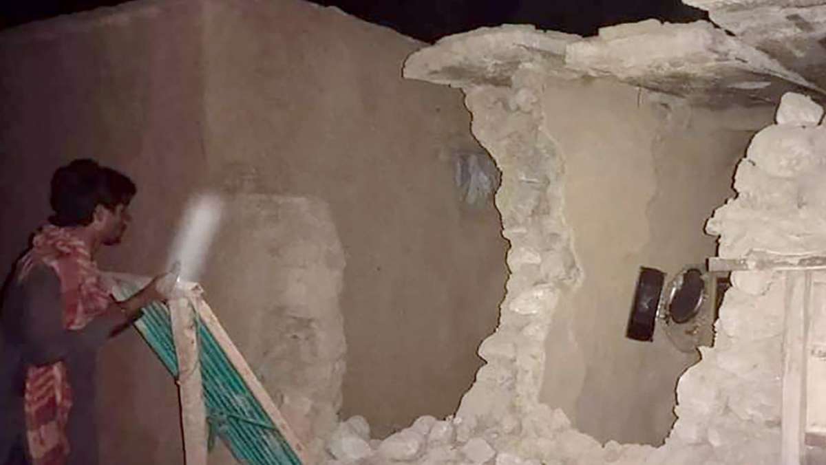 Pakistan: 20 Tote nach Erdbeben – Retter suchen nach Verschütteten