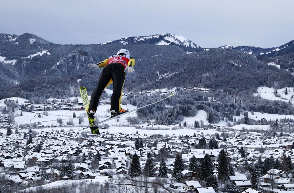 Skispringen kommt aus dem Winter, wie wir als regelmäßige Zuschauer der Vierschanzentournee wissen.