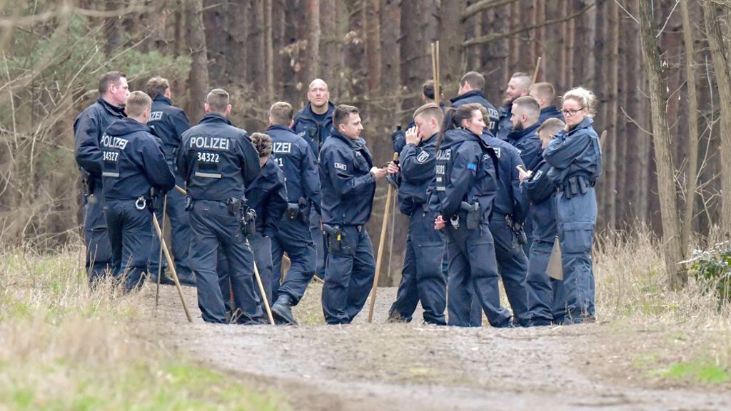 Nach Hinweis: Fall Rebecca - Polizei durchkämmt Wald in Brandenburg