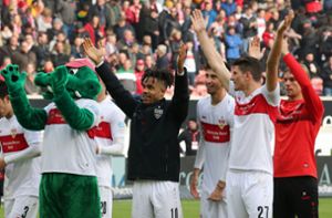 Der VfB Stuttgart freut sich über einen weiteren Heimsieg. Foto: Pressefoto Baumann/Julia Rahn