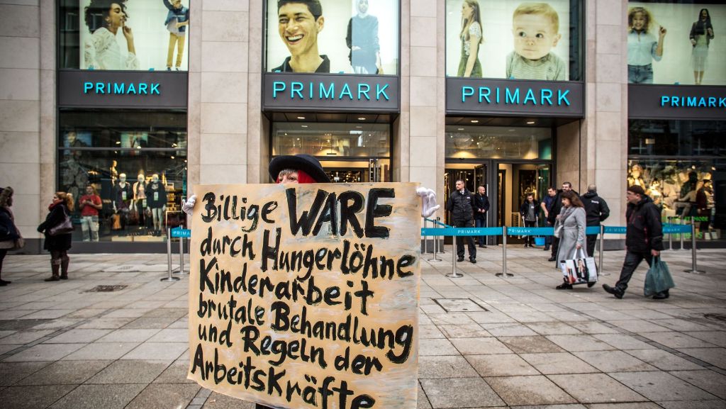 Königstraße in Stuttgart: Zweite Primark-Filiale unter Protest eröffnet