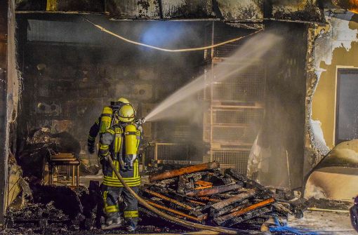 Brand in Möbellager fordert immensen Schaden