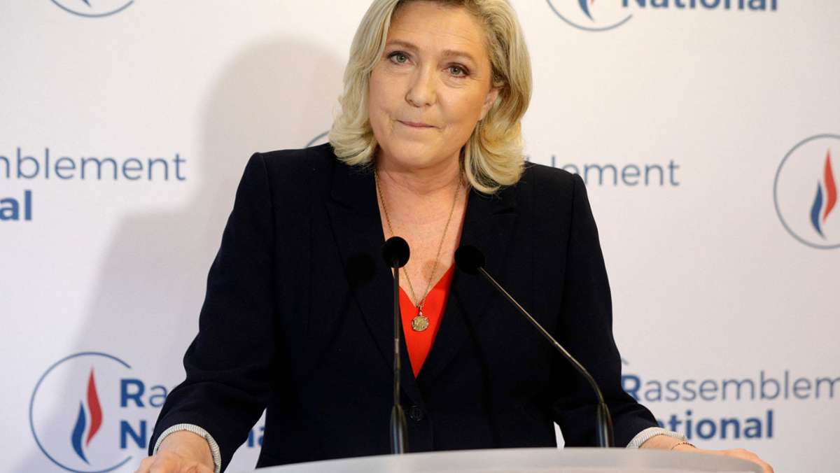  Die Abstimmung in Frankreich gilt als Stimmungstest vor der Präsidentenwahl, wird aber überschattet von einer sehr hohen Wahlenthaltung. 