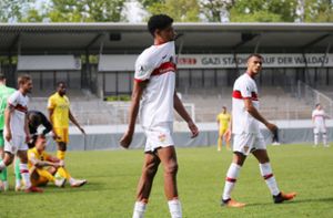 VfB Stuttgart II verliert turbulente Partie gegen Offenbach