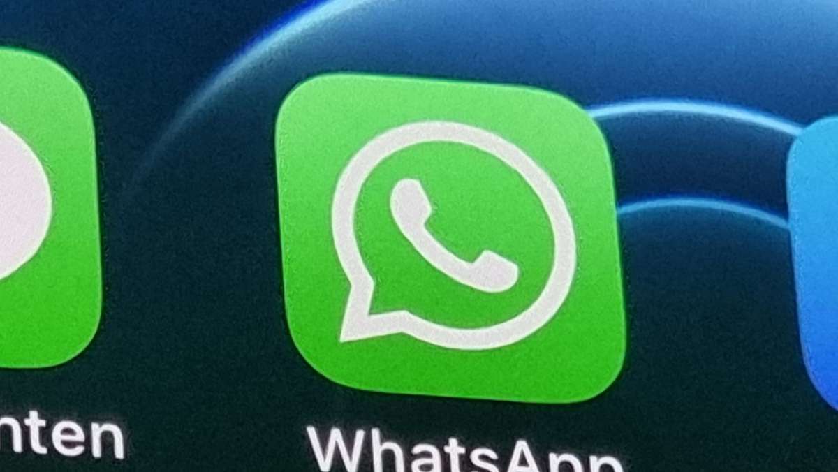 WhatsApp-Betrug in Holzgerlingen: 63-Jährige überweist ihrer angeblichen Tochter Geld