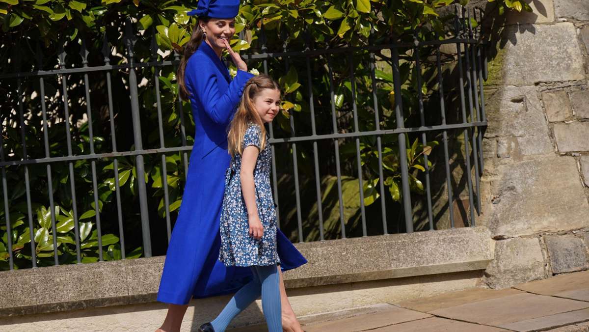 Prinzessin Kate und Prinzessin Charlotte: Blau in blau zum Ostergottesdienst