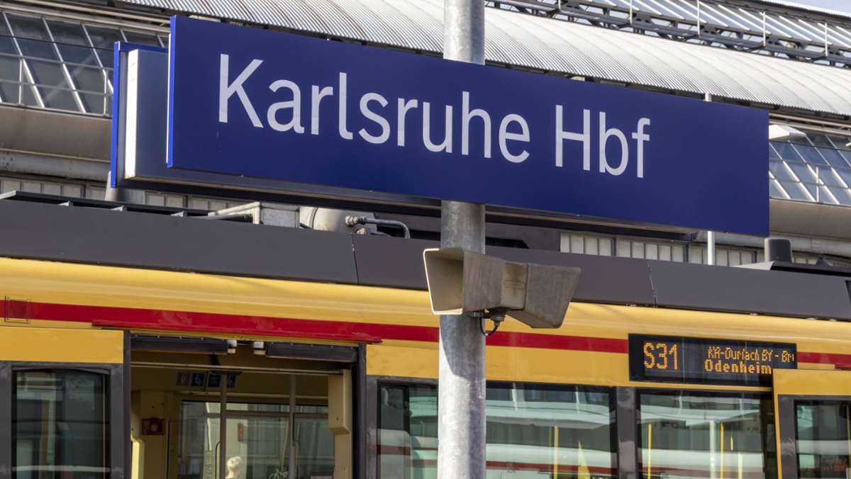 Vorfall am Karlsruher Hauptbahnhof: 25-Jähriger rettet Mann durch beherzten Sprung das Leben