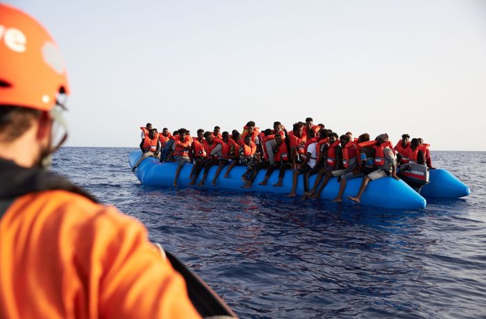 115 Migranten nach Bootsunglück vermisst
