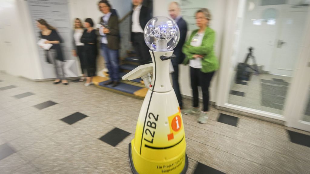 Service-Roboter im Rathaus Ludwigsburg: Wie bei Star Wars: L2B2 hilft gerne