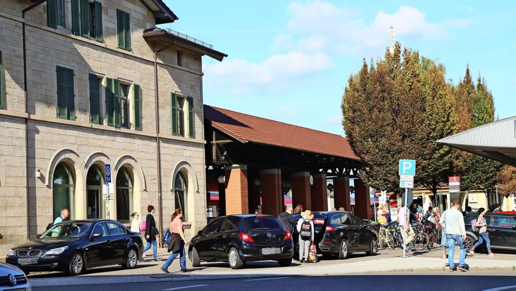 Fellbacher Bahnhof: Rüffel für den Umgangsstil der Bahn