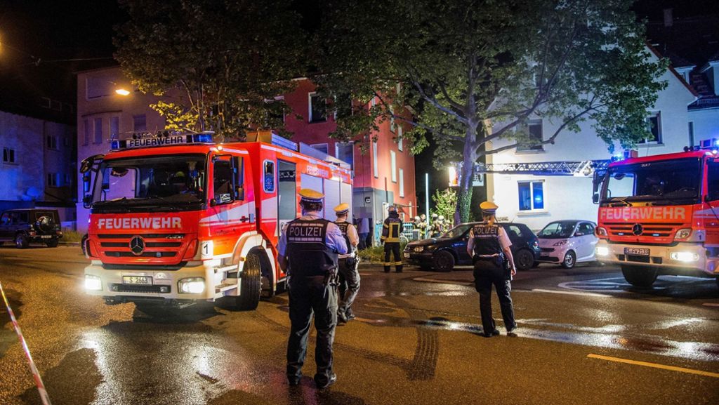 Stuttgart: Schwerverletzte nach Kellerbrand in Mehrfamilienhaus