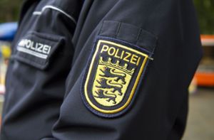 73-Jähriger rammt in Böblingen eine Straßenlaterne und flüchtet