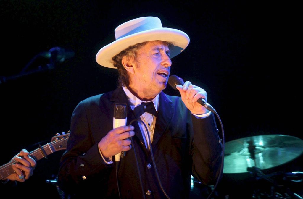Bob Dylan ist der erste Literaturnobelpreisträger, der auch singen kann. Am 10. Juli tritt er bei Jazz Open vor dem Neuen Schloss auf.