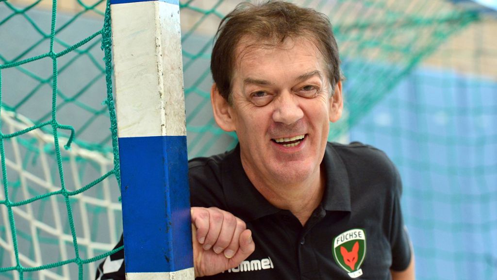 Er war von 2004 bis 2013 Trainer bei Handball-Bundesligist Frisch Auf Göppingen. Bei seiner Heimpremiere als Coach der Füchse Berlin trifft Velimir Petkovic ausgerechnet auf seinen Ex-Club – nach aufregenden Tagen. 