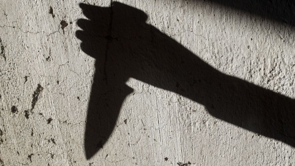 Bluttat in Bissingen/Teck: Sohn greift Vater mit Messer an – 60-Jähriger ringt mit dem Tod