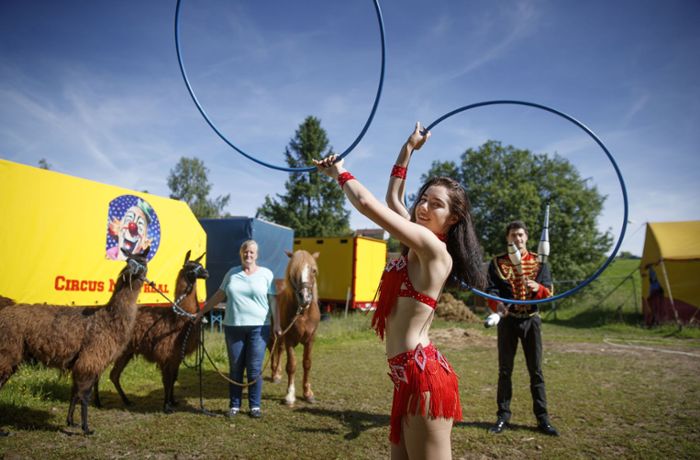 Gestrandeter Zirkus in Großerlach: Wie ein Dorf  einen Zirkus rettete