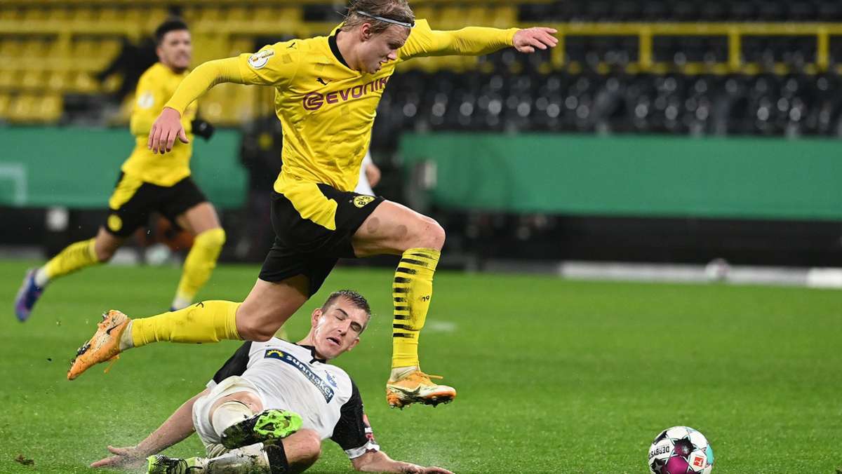  Von wegen klare Angelegenheit! Erst in der Verlängerung wendet der BVB dank Torjäger Haaland gegen Außenseiter Paderborn eine Blamage ab. Überzeugend war das Dortmunder Spiel aber erneut nicht. Der Zweitligist vergab viele gute Chancen. 
