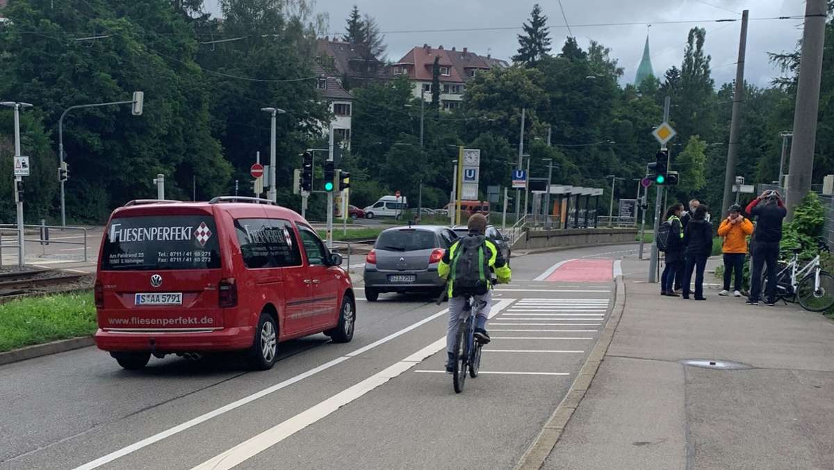 Radunfälle in Stuttgart-Kaltental: „Schon aus Vorsicht würde ich da langsamer fahren“