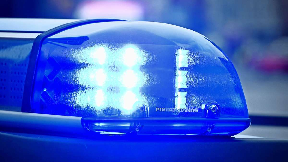 Vorfall in Stuttgart: Betrunkener 16-Jähriger baut mit Auto von Mama Unfälle