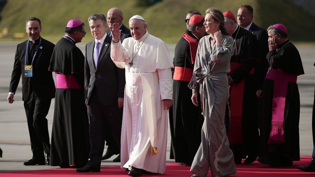Franziskus besucht Kolumbien: Präsident will Papst auf seine Seite ziehen