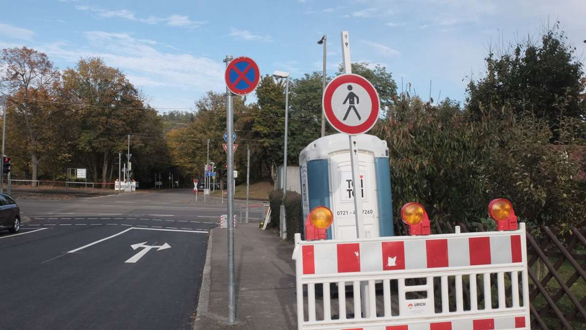 Stuttgart-Hofen: Durchgangsverbot interessiert nicht alle  Fußgänger