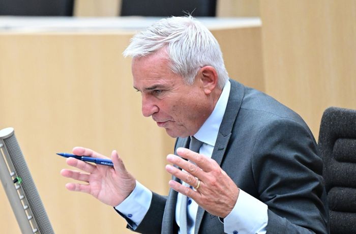 U-Ausschuss in Polizeiaffäre: Innenminister Strobl fast 15 Stunden im Kreuzverhör