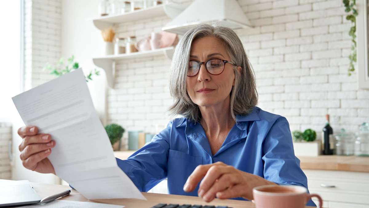 Berufsunfähigkeit und Rente: Verbraucherschützer warnen vor gekoppelten Versicherungen