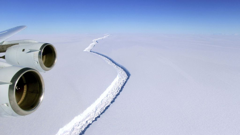 Antarktis: Eisberg doppelt so groß wie das Saarland