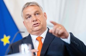 Ungarns Premier Orbán hetzt immer wieder gegen die EU, auch weil seiner Regierung vorgeworfen wird, die Demokratie im Land zu demontieren. Foto: AFP/Goerg Hochmuth