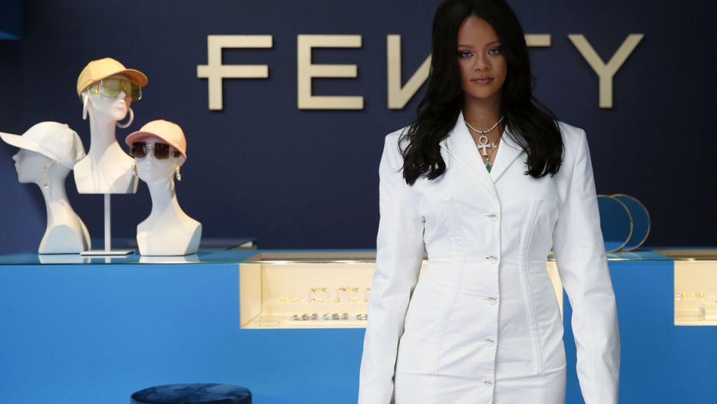 Neues Label „Fenty“: Rihanna stellt ihre neue Modemarke in Paris vor