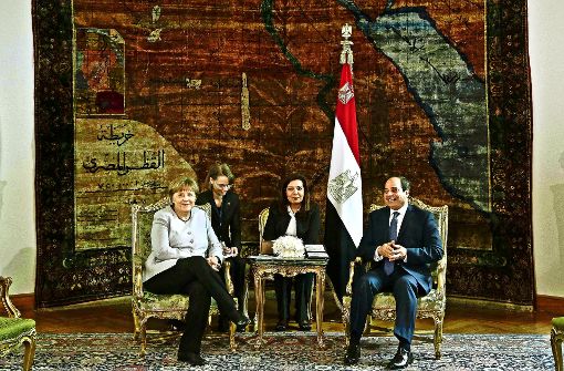 Treffen im Palast: Bundeskanzlerin Merkel mit dem ägyptischen Staatschef Abdel Fattah al-Sisi Foto: AP