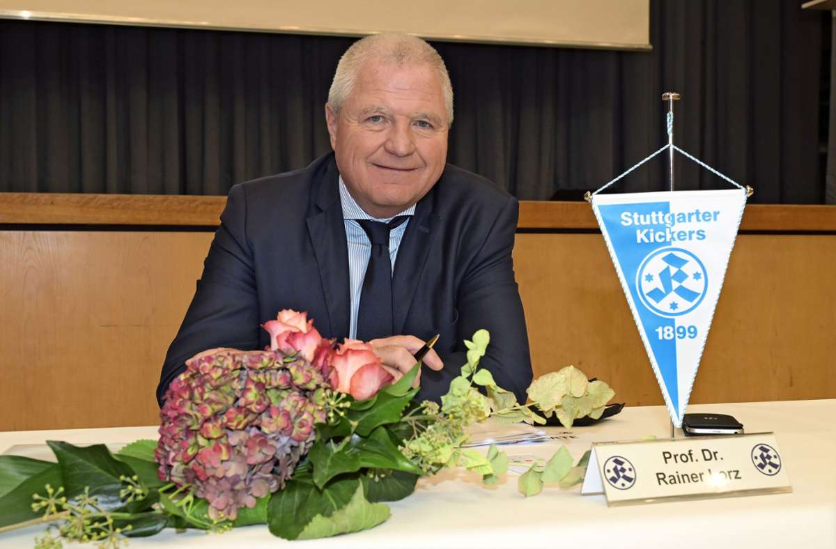 Rainer Lorz ist seit 2010 Präsident der Stuttgarter Kickers – und bleibt es weiterhin. Foto: Markus Schwarz/SV
