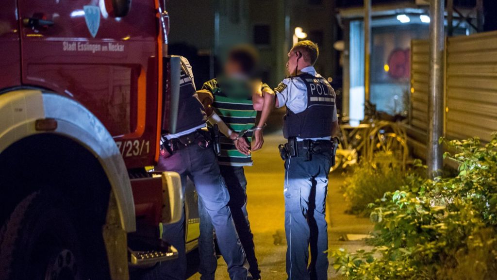 Feuer in Flüchtlingsunterkunft in Esslingen: Mutmaßlicher Brandstifter in Haft