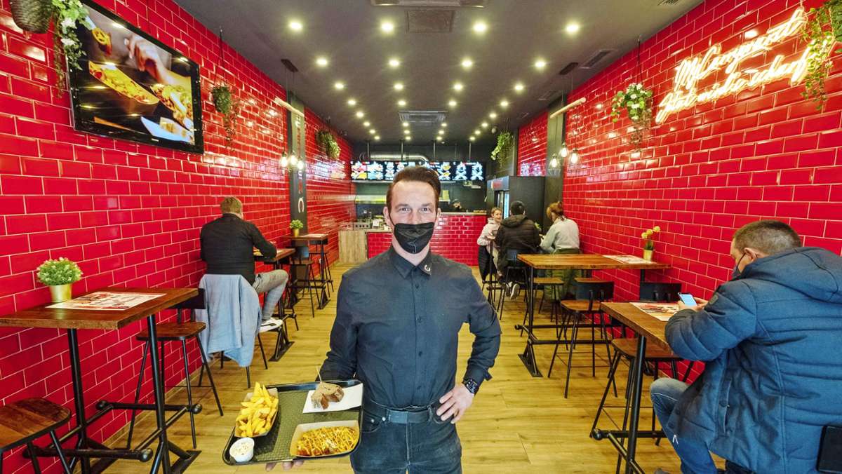 Neues Restaurant in der Stuttgarter Innenstadt: Die wohl schärfste vegane Wurst in der Stadt