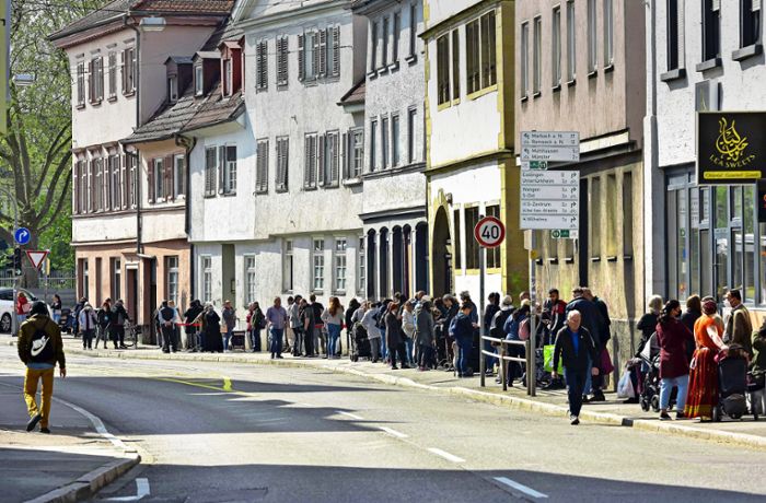 Vierte Armutskonferenz: Wie man  Armut in Stuttgart lindern kann