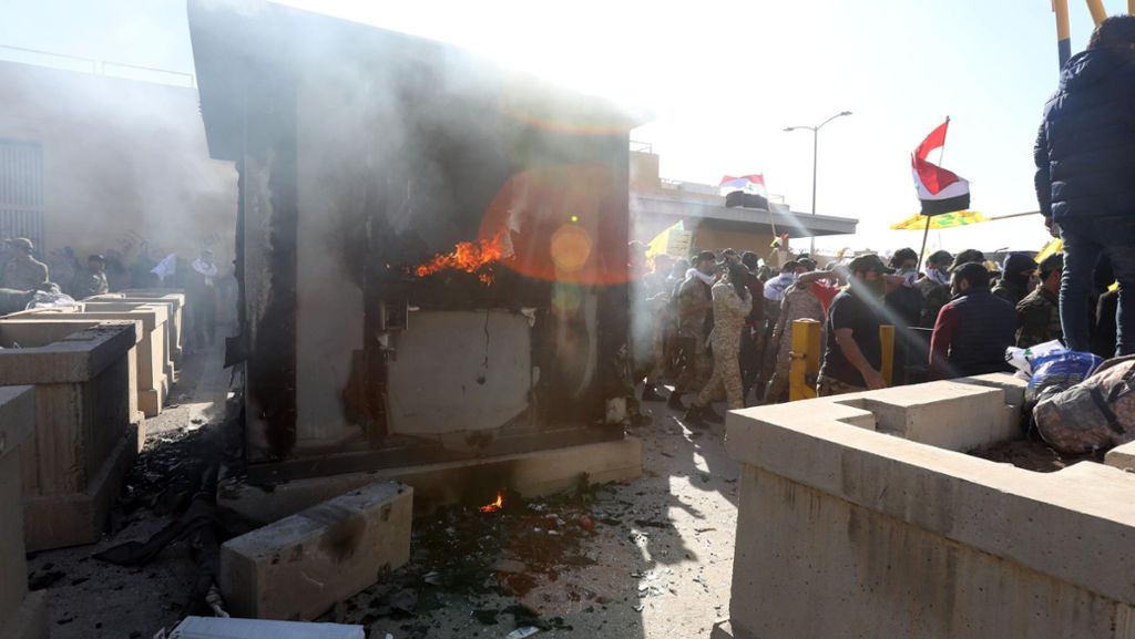 Zusammenstöße an US-Botschaft im Irak: USA senden Hunderte Soldaten als Verstärkung
