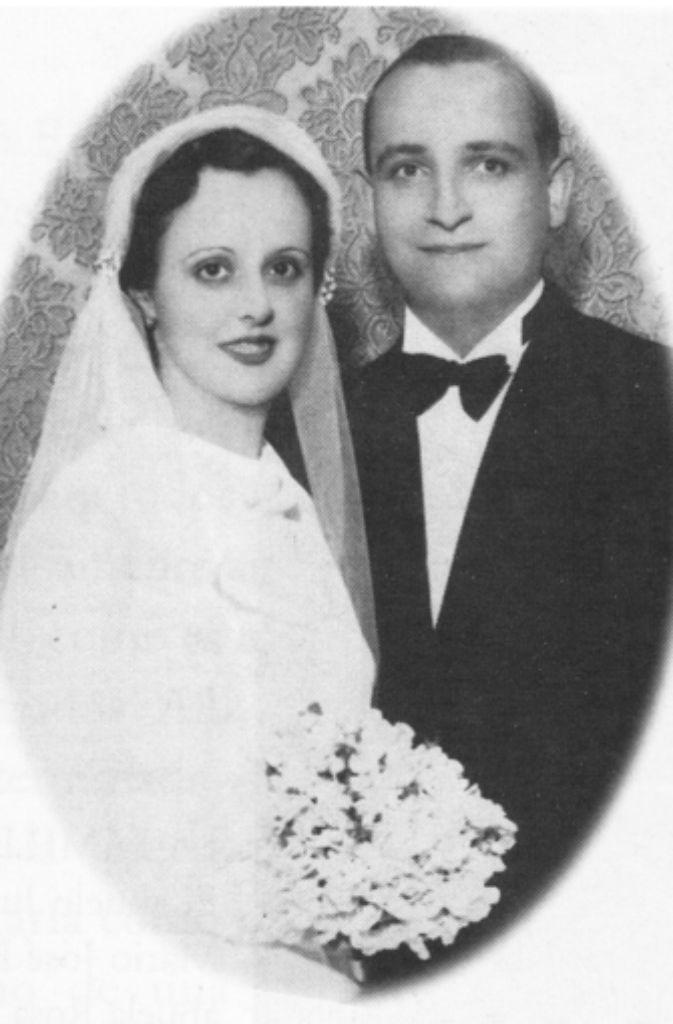 Bergoglios Eltern, Mario und Regina, waren italienische Einwanderer. Am 17. Dezember 1936 kam ihr Sohn Jorge Mario, der heutige Papst, zur Welt.