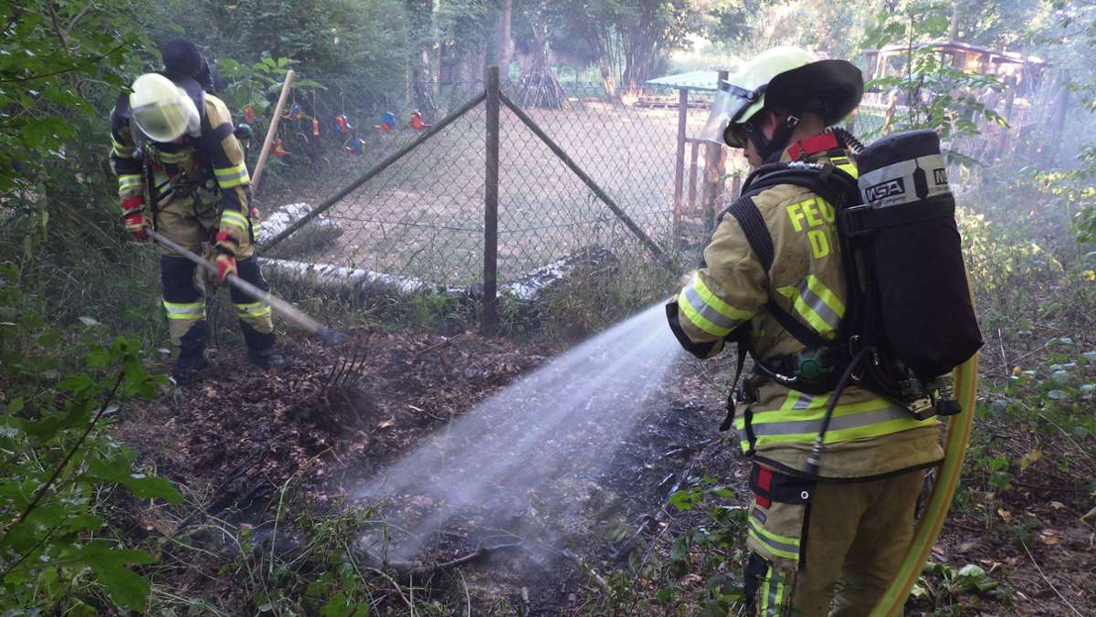 Brand in Ditzingen: Feuer bricht nahe der Glems aus