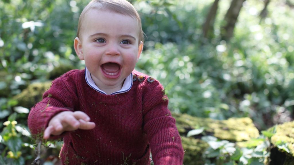 Sohn von Prinz William und Kate: Prinz Louis zeigt zum Geburtstag seinen Zähnchen